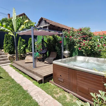 アパート Vasilija